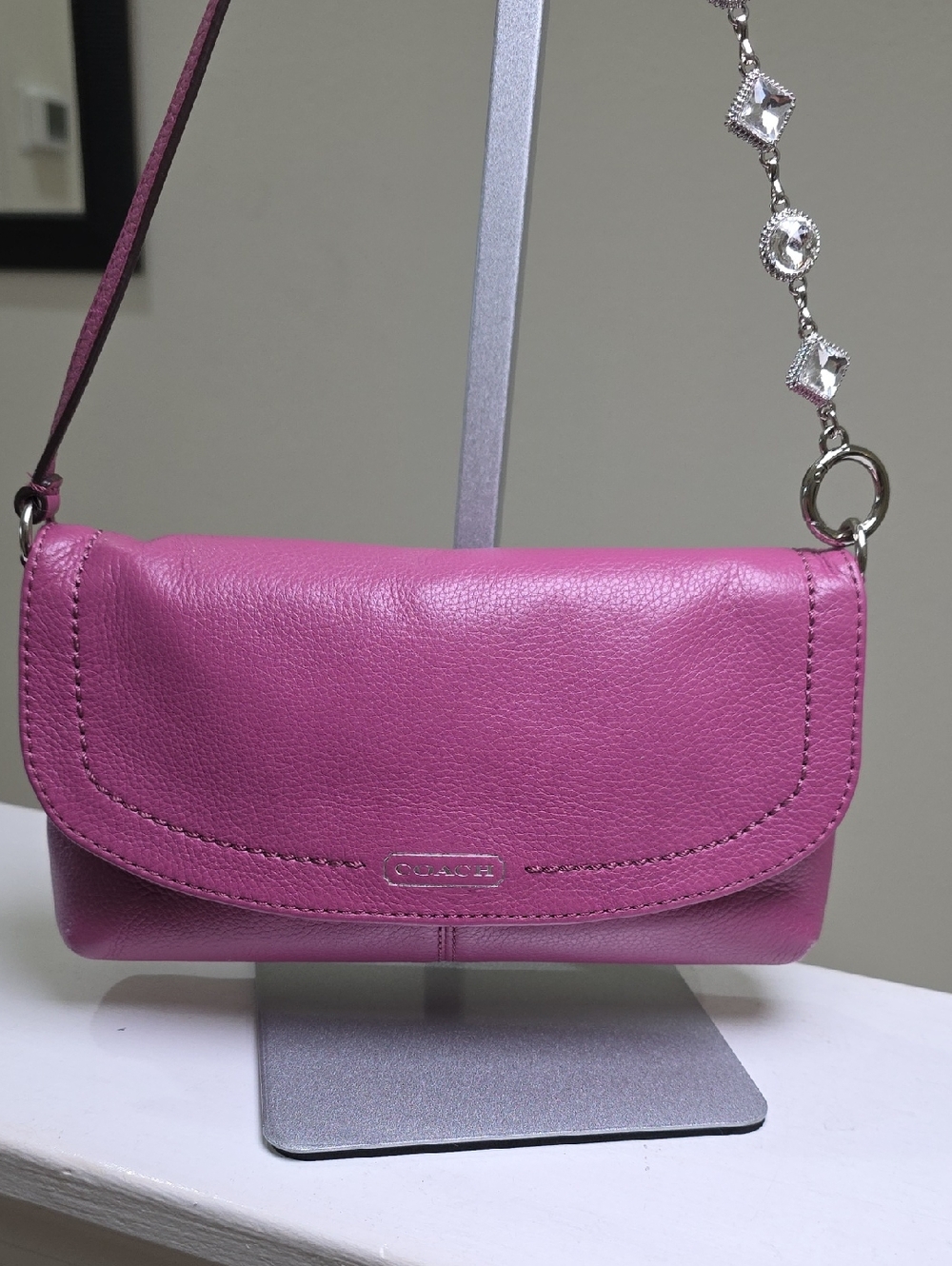 COACH F49177 PARK LEATHER LARGE FLAP WRISTLET/MINIBAG Rose Pink VGUC - Picture 5 of 17